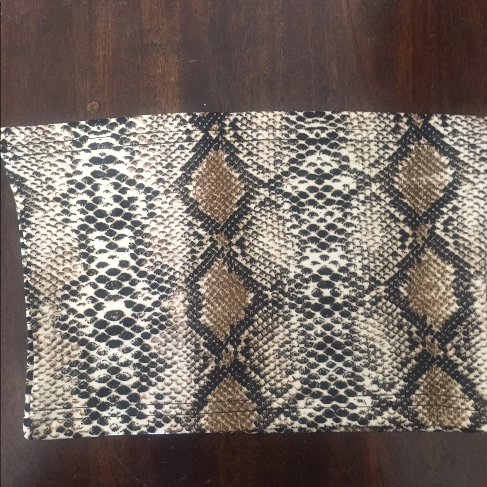 ✨Brand New “Melrose” Snakeskin Print Tube Top - Picture 6 of 6